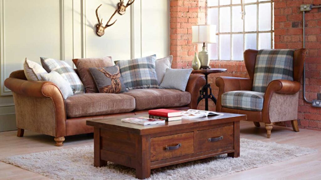 Leather Sofas vs Fabric Sofas: Which One Is Right for You?